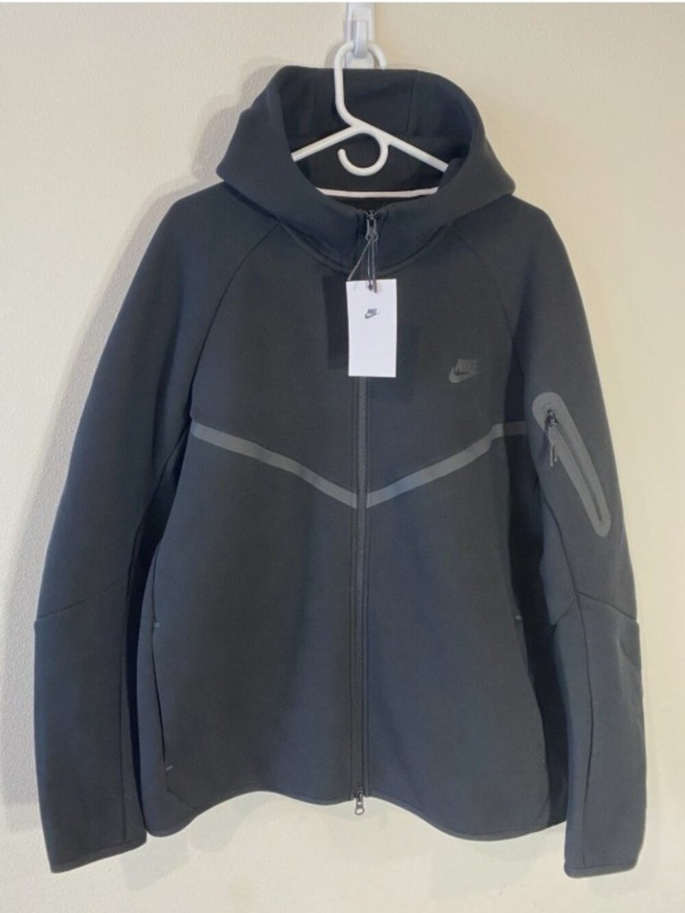 Nike Sportswear Tech Fleece Full Zip Jacket Hoodie Black HV0949-010 Men XL-2XL - Picture 2 of 16